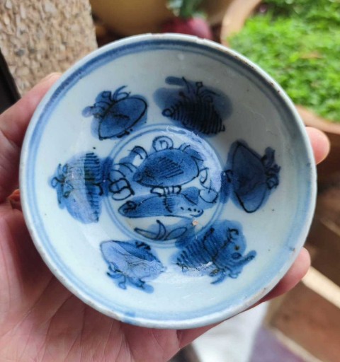 古玩陶瓷萬(wàn)歷青花花卉紋盤拍賣,當(dāng)前價(jià)格286元