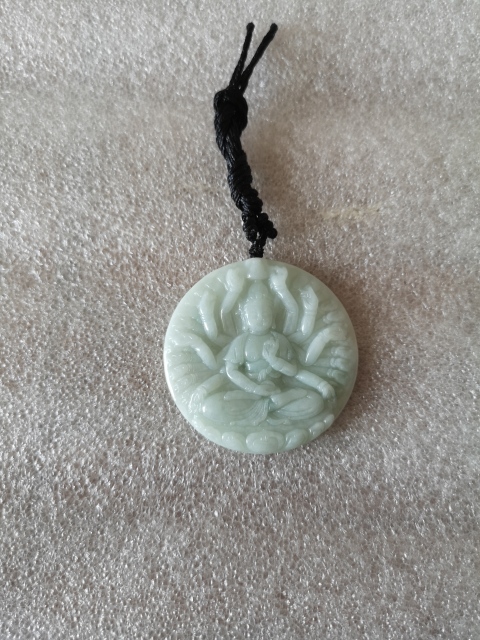 古玩玉器天然翡翠雕“千手觀音”牌拍賣,當前價格450元