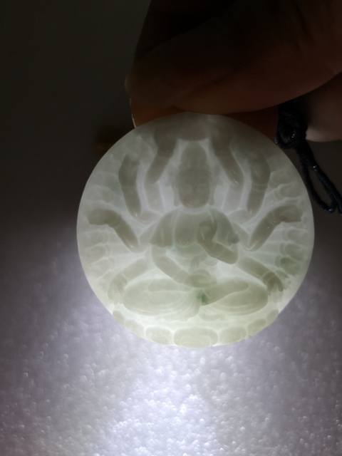 古玩玉器天然翡翠雕“千手觀音”牌拍賣,當前價格450元