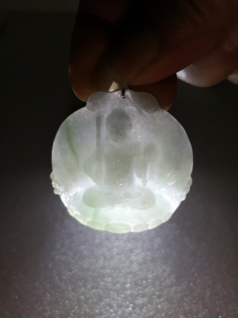古玩玉器天然翡翠雕“觀音”掛牌拍賣，當前價格398元