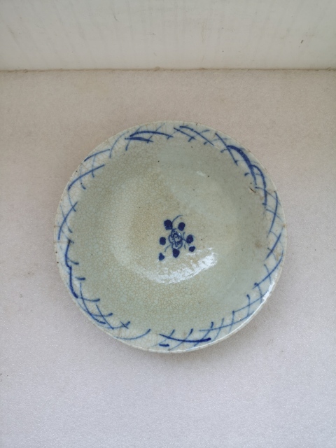 古玩陶瓷哥釉青花碗拍賣，當(dāng)前價(jià)格780元
