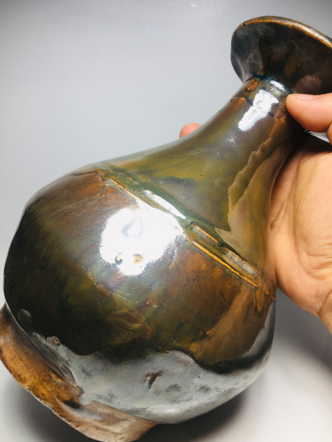 古玩陶瓷收藏精品窯變褐釉弦紋盤口瓶拍賣，當前價格0元