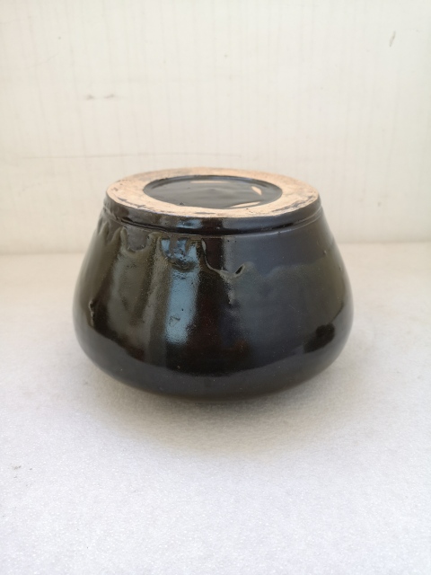古玩陶瓷褐釉蓋罐拍賣,當(dāng)前價格680元
