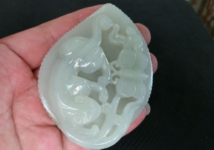 古玩玉器和田玉蘇工雕“一夜富貴”掛件拍賣,當前價格1800元