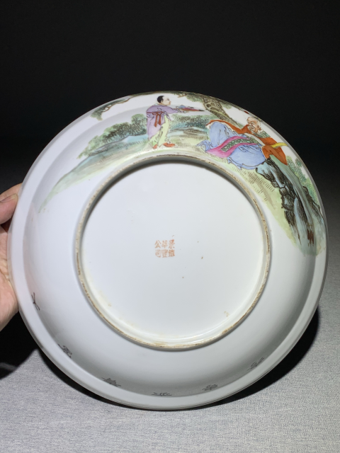 古玩陶瓷【放漏大器·收藏級(jí)精品】人物紋粉彩蓋盤拍賣,當(dāng)前價(jià)格5888元