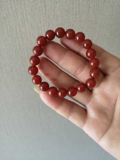 古玩玉器紅瑪瑙珠手串拍賣，當(dāng)前價(jià)格220元