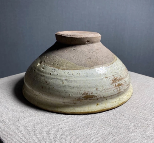 古玩陶瓷宋三彩刻花碗拍賣，當(dāng)前價格6500元