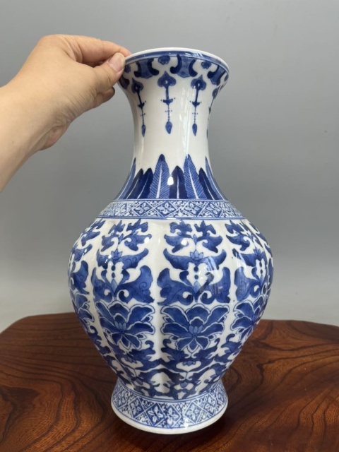 古玩陶瓷青花花卉紋洗口瓶拍賣，當前價格800元