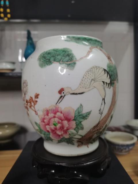 古玩陶瓷民國粉彩松鶴延年圖蓋罐拍賣,當前價格3000元