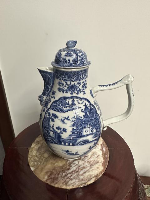 古玩陶瓷乾隆南京樣青花奶壺拍賣，當前價格10000元