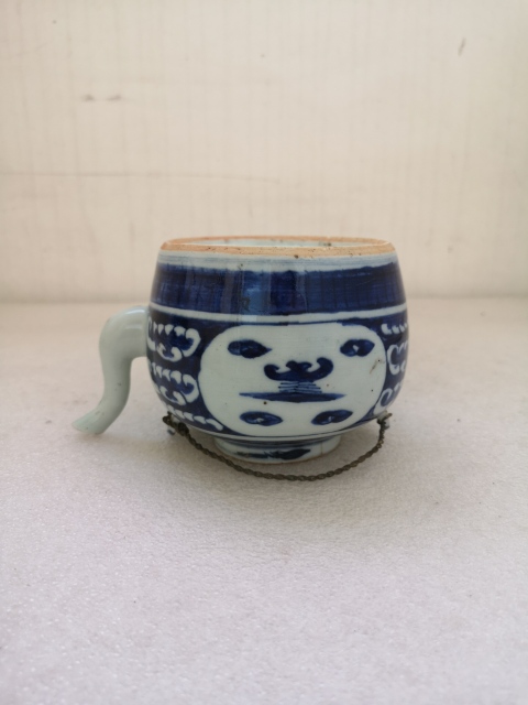 古玩陶瓷博古圖青花提梁壺拍賣,當前價格850元