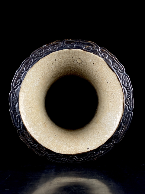 中国清時代哥釉五彩人物紋双耳瓶　（成化年製銘） 域鉴古玩】哥釉五彩刀马人物战将纹双耳瓶拍卖价格/图片/值多少钱