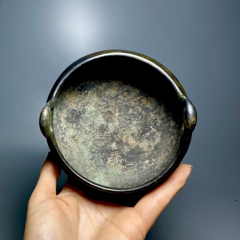 古玩銅器銅爐拍賣,當(dāng)前價(jià)格38000元