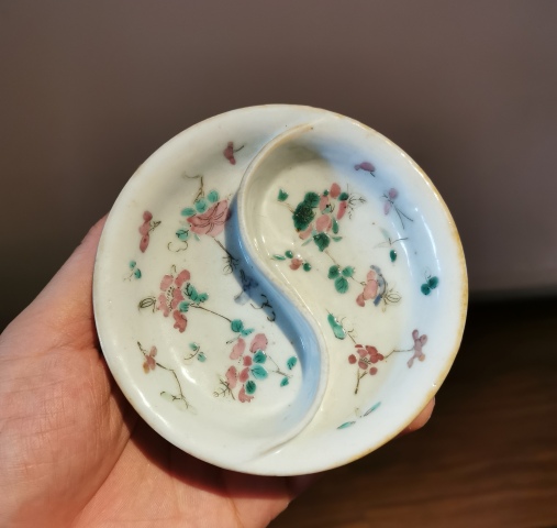 古玩陶瓷清晚期粉彩花卉紋調色洗（文房）拍賣，當前價格272元