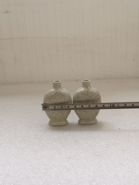 古玩陶瓷哥釉鼻煙壺拍賣,當前價格198元