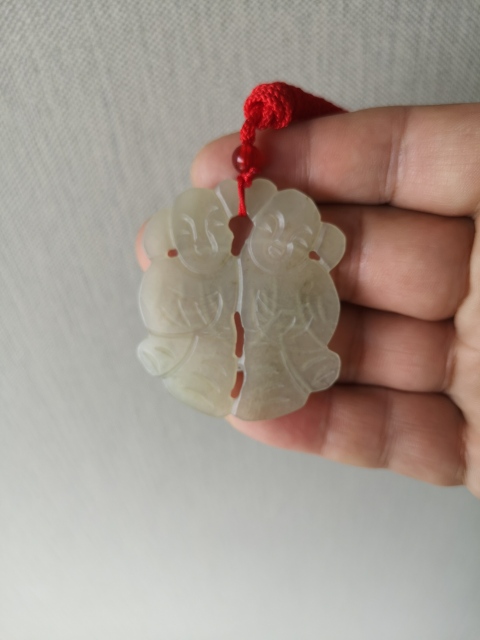 古玩玉器岫玉雕“童子佩”拍賣,當(dāng)前價(jià)格260元