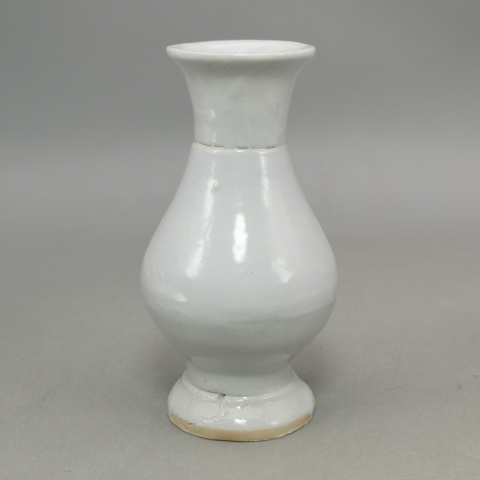 古玩陶瓷清白釉玉壺春小瓶拍賣，當前價格450元