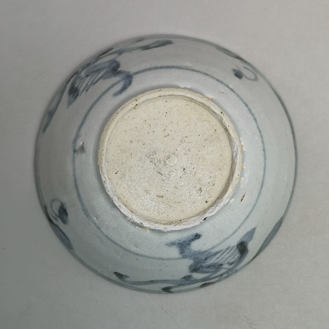 古玩陶瓷明代.青花草龍紋碗拍賣，當前價格3800元