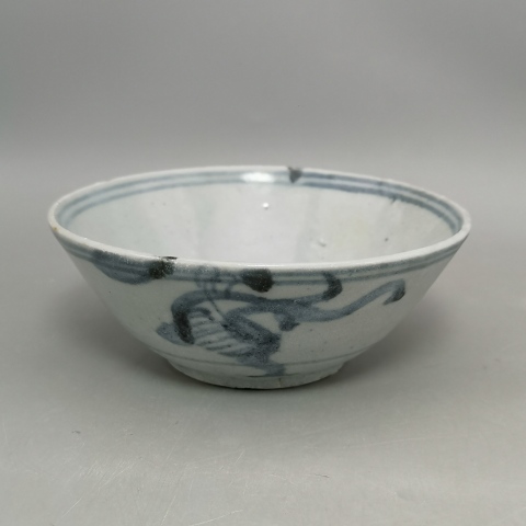 古玩陶瓷明代.青花草龍紋碗拍賣，當前價格3800元
