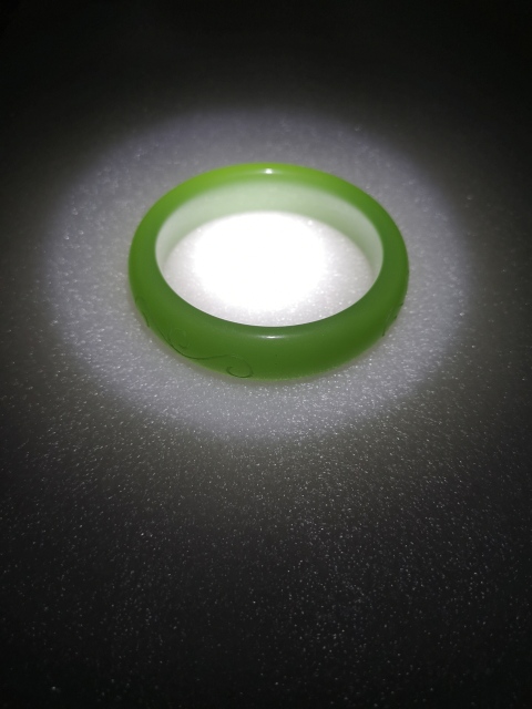 古玩玉器琉璃料刻花手鐲拍賣，當前價格298元