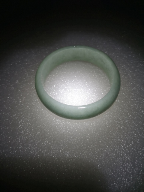 古玩玉器天然翡翠素紋手鐲拍賣，當前價格550元