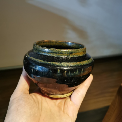 古玩陶瓷元代.磁州窯窯變黑釉豐肩茶入拍賣，當前價格496元