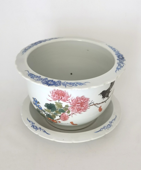 古玩陶瓷民國 洋彩花鳥花卉紋花盆拍賣,當前價格20000元