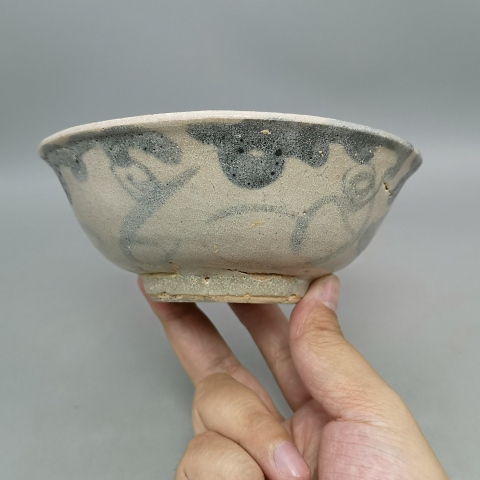古玩陶瓷明早期-洪武青花云氣紋碗拍賣(mài)，當(dāng)前價(jià)格553元