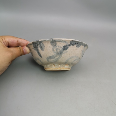 古玩陶瓷明早期-洪武青花云氣紋碗拍賣(mài)，當(dāng)前價(jià)格553元
