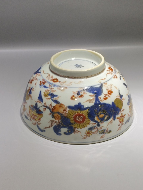 古玩陶瓷(精品大碗)清·康熙·青花礬紅描金三多紋大碗拍賣,當(dāng)前價(jià)格12800元