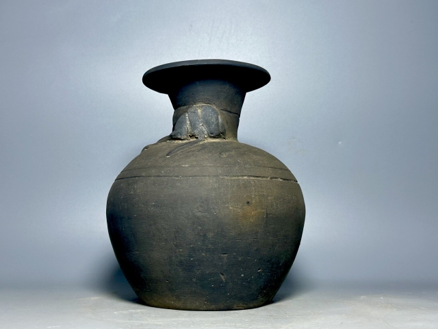 古玩陶瓷灰陶動物堆塑罐拍賣，當前價格388元