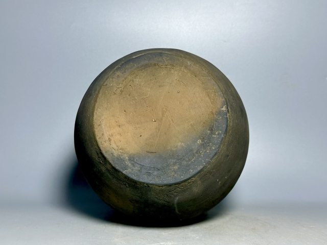 古玩陶瓷灰陶動物堆塑罐拍賣，當前價格388元