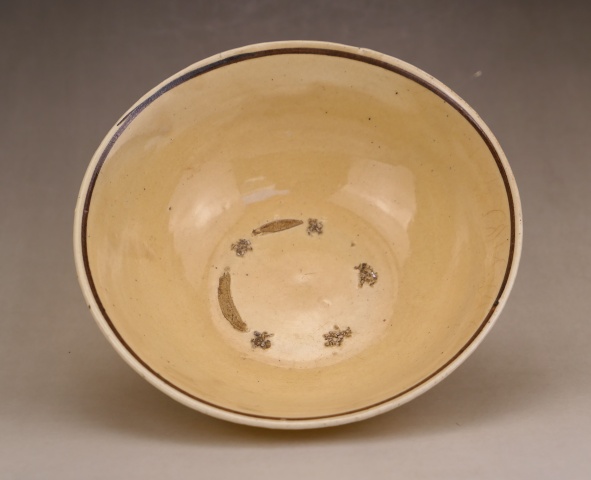 古玩陶瓷稀少.明代緇素黑白大碗（1368年-1644年）拍賣，當(dāng)前價(jià)格2600元