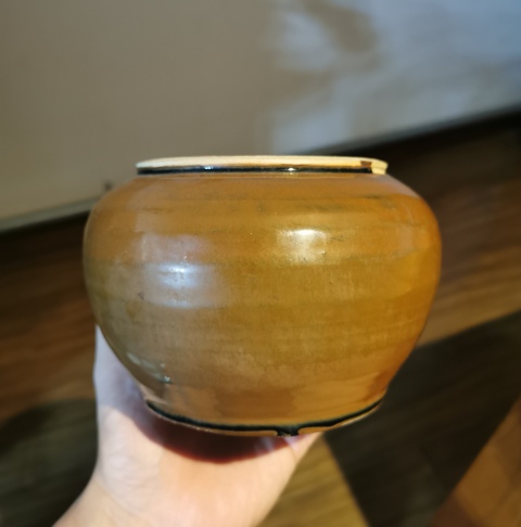 古玩陶瓷明代?紫金釉茶入拍賣,當前價格999元