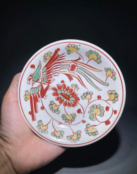 古玩陶瓷（清中期）紅綠彩鳳凰花卉紋盤（收藏級）拍賣，當前價格0元