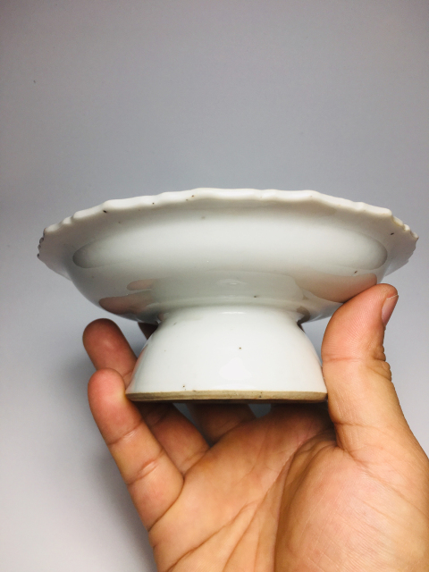 古玩陶瓷甜白釉花口高足洗拍賣(mài),當(dāng)前價(jià)格0元