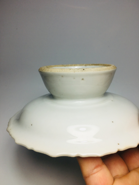 古玩陶瓷甜白釉花口高足洗拍賣(mài),當(dāng)前價(jià)格0元