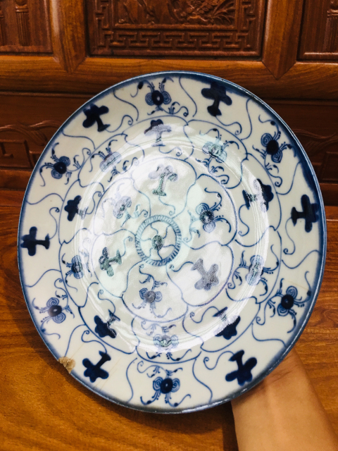 古玩陶瓷精品細路青花靈芝紋大盤拍賣，當前價格2888元