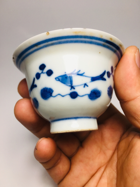 古玩陶瓷(精品收藏級)中華珍品款青花魚藻紋杯拍賣,當(dāng)前價(jià)格1588元