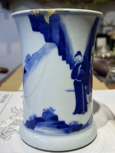 古玩陶瓷青花筆筒（修）拍賣，當前價格15800元