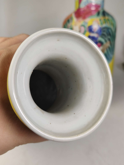 古玩陶瓷晚清黃釉粉彩刀馬人物戰將紋棒槌瓶一對拍賣，當前價格38888元