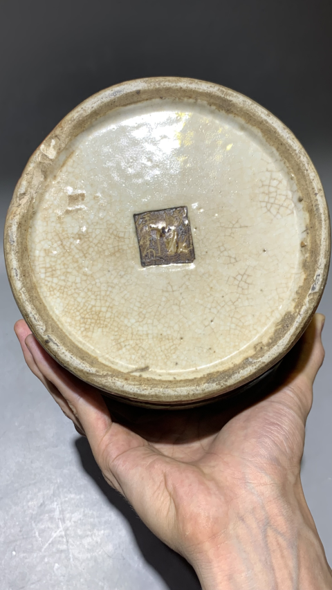 古玩陶瓷清咸豐哥釉***粉彩人物故事紋瓶拍賣,當前價格1688元