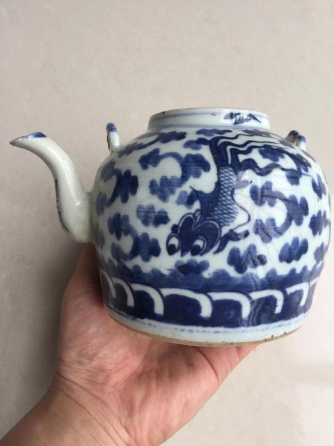 古玩陶瓷青花金魚藻紋提梁壺拍賣，當前價格900元