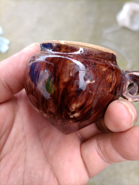 古玩陶瓷褐釉鳥食罐拍賣，當前價格350元