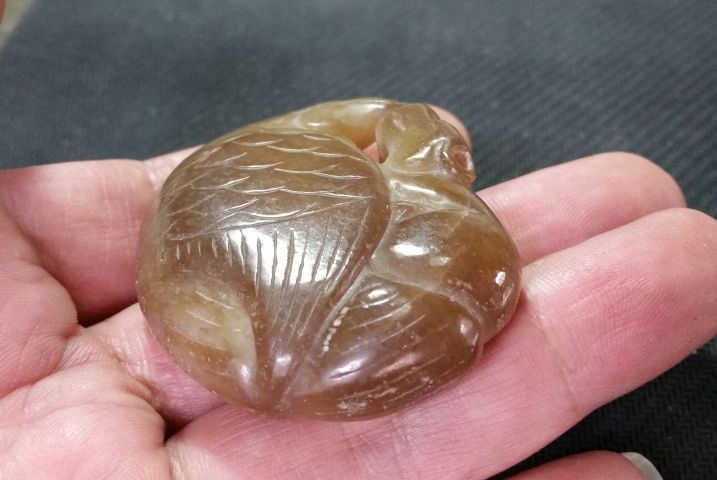 古玩玉器和田玉雕“英雄”把件拍賣，當(dāng)前價(jià)格688元