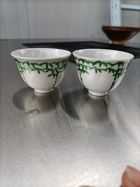 古玩陶瓷竹紋綠彩杯拍賣,當前價格300元