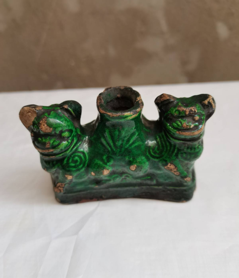古玩陶瓷琺華綠釉雙獅筆架水盂文房器拍賣,當前價格0元