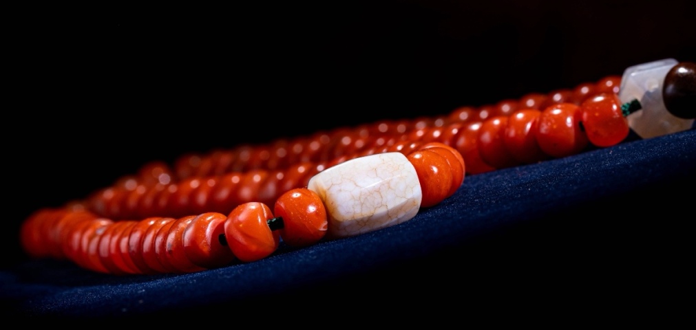 古玩玉器清代藏傳珍品老甘南紅天然瑪瑙珠串(珍藏級)拍賣，當前價格12800元