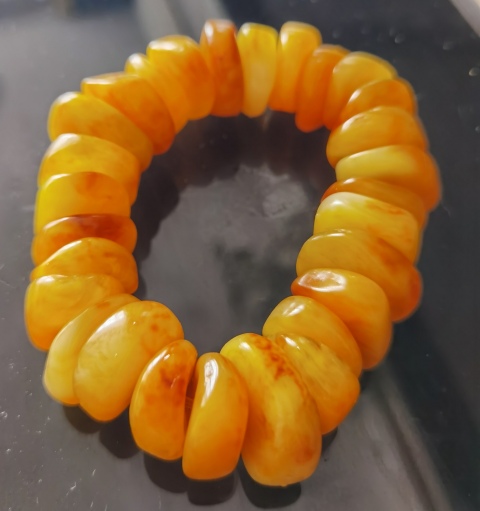 古玩雜項天然無優化大尺寸雞油蜜蠟餅手串拍賣，當前價格3500元