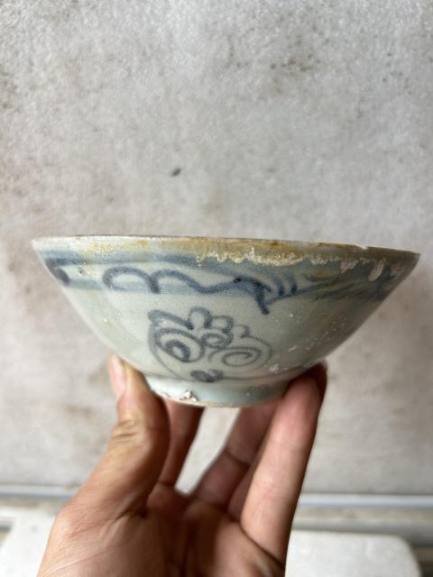 古玩陶瓷明中期 青花纏枝蓮紋碗拍賣，當前價格222元